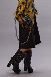 CROSSOVER KNEE-LENGTH SHORTS - BLACK | R13 sale
