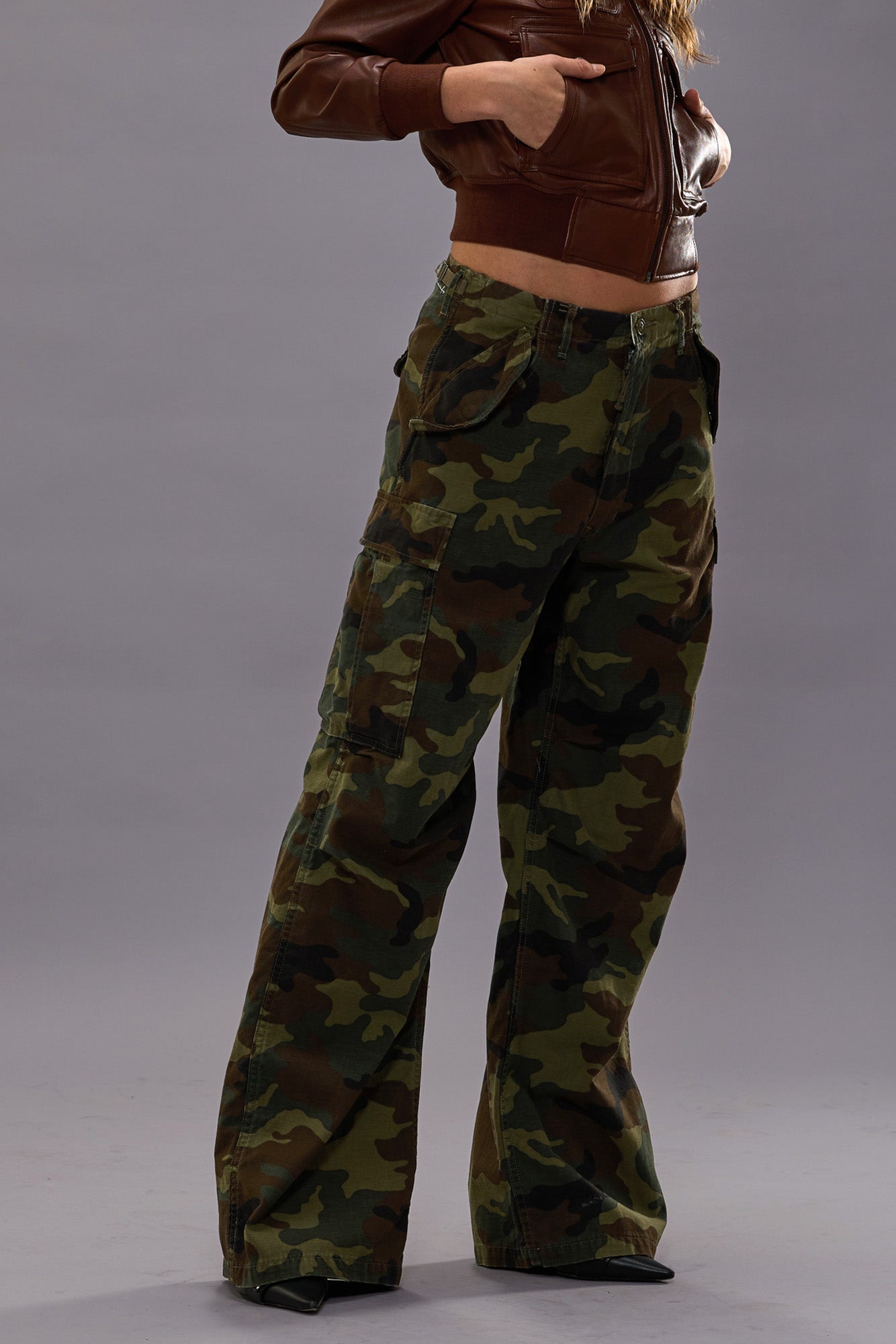 WIDE LEG CARGO - CAMO | R13 ONLINE