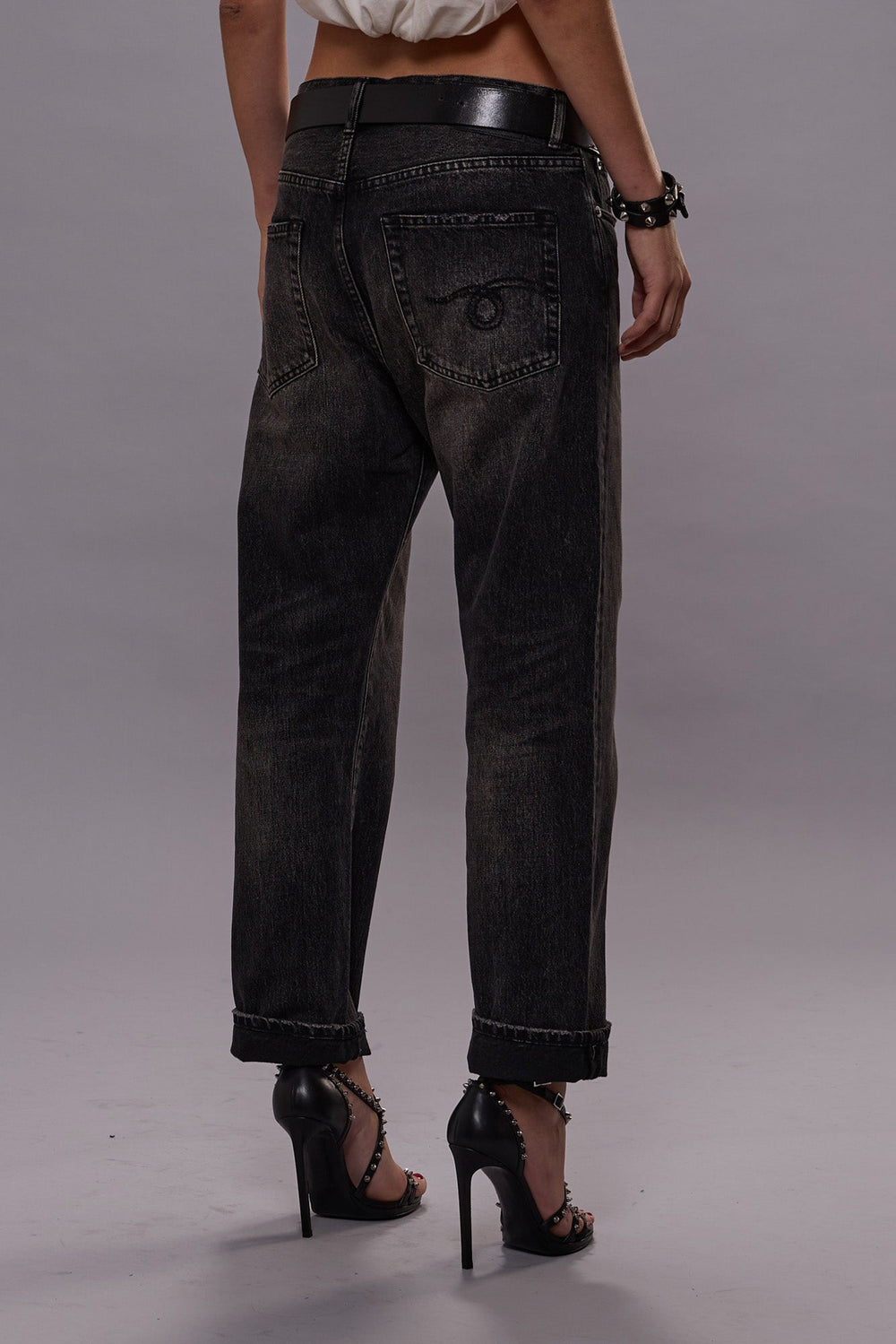 BOYFRIEND JEANS - ARVIN BLACK | R13 near me
