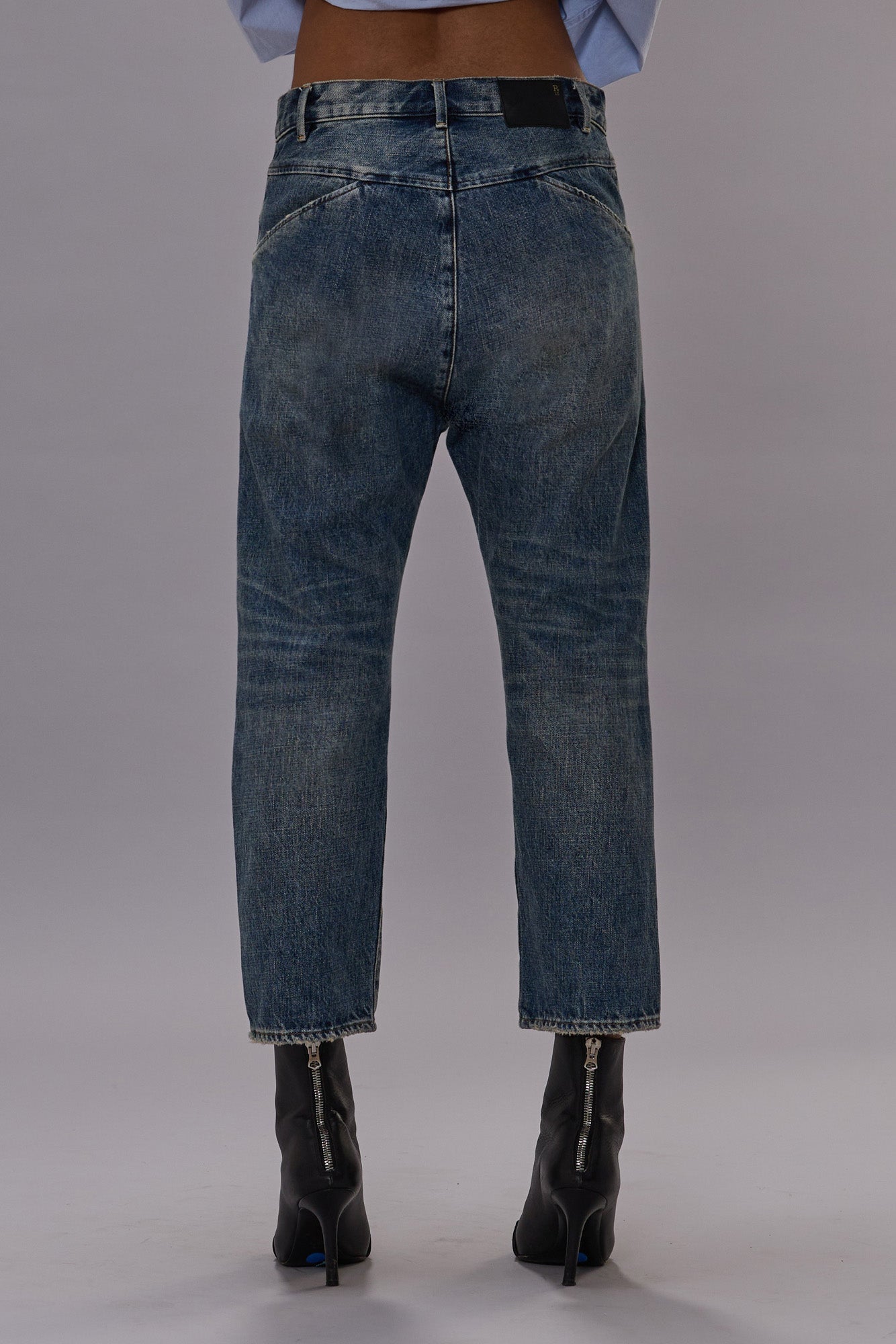 EXENE JEAN - TYNE SELVEDGE BLUE | R13 near me