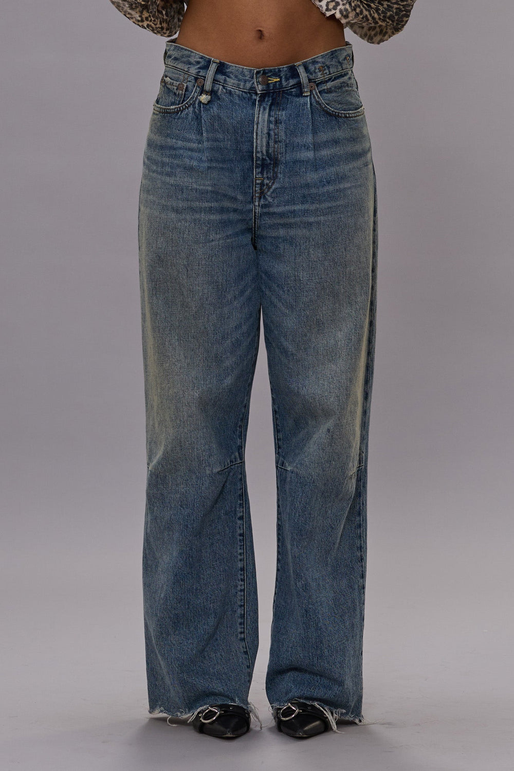 WAYNE ARTICULATED KNEE JEAN - LENA BLUE | R13 near me