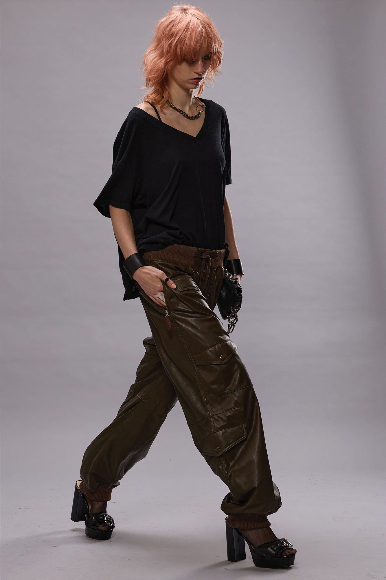 MULTIPOCKET BALLOON LEATHER PANT - OLIVE | R13 discount