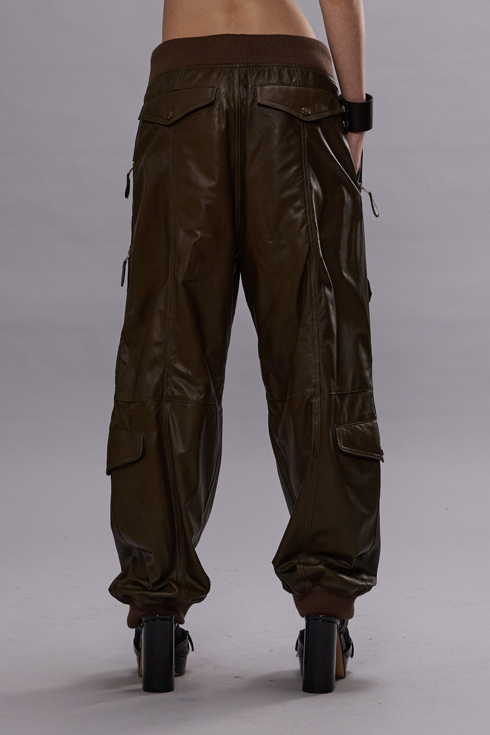 MULTIPOCKET BALLOON LEATHER PANT - OLIVE | R13 discount