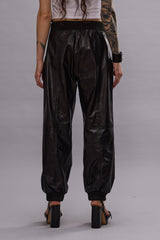 PLEATED POCKET STRAIGHT LEG LEATHER PANT - BLACK | R13 outlet