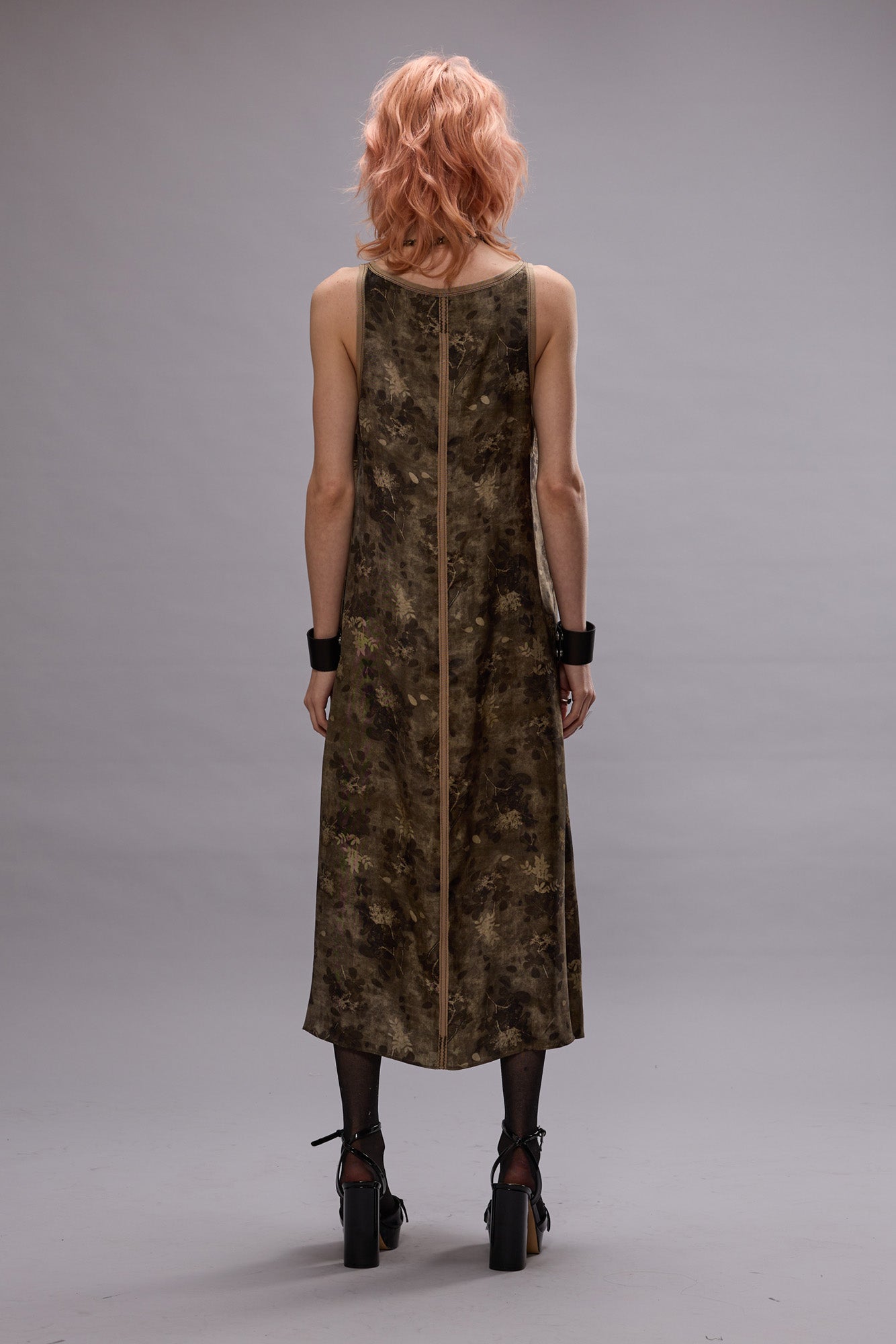 TAPED TANK DRESS - OLIVE FLORAL | R13 outlet