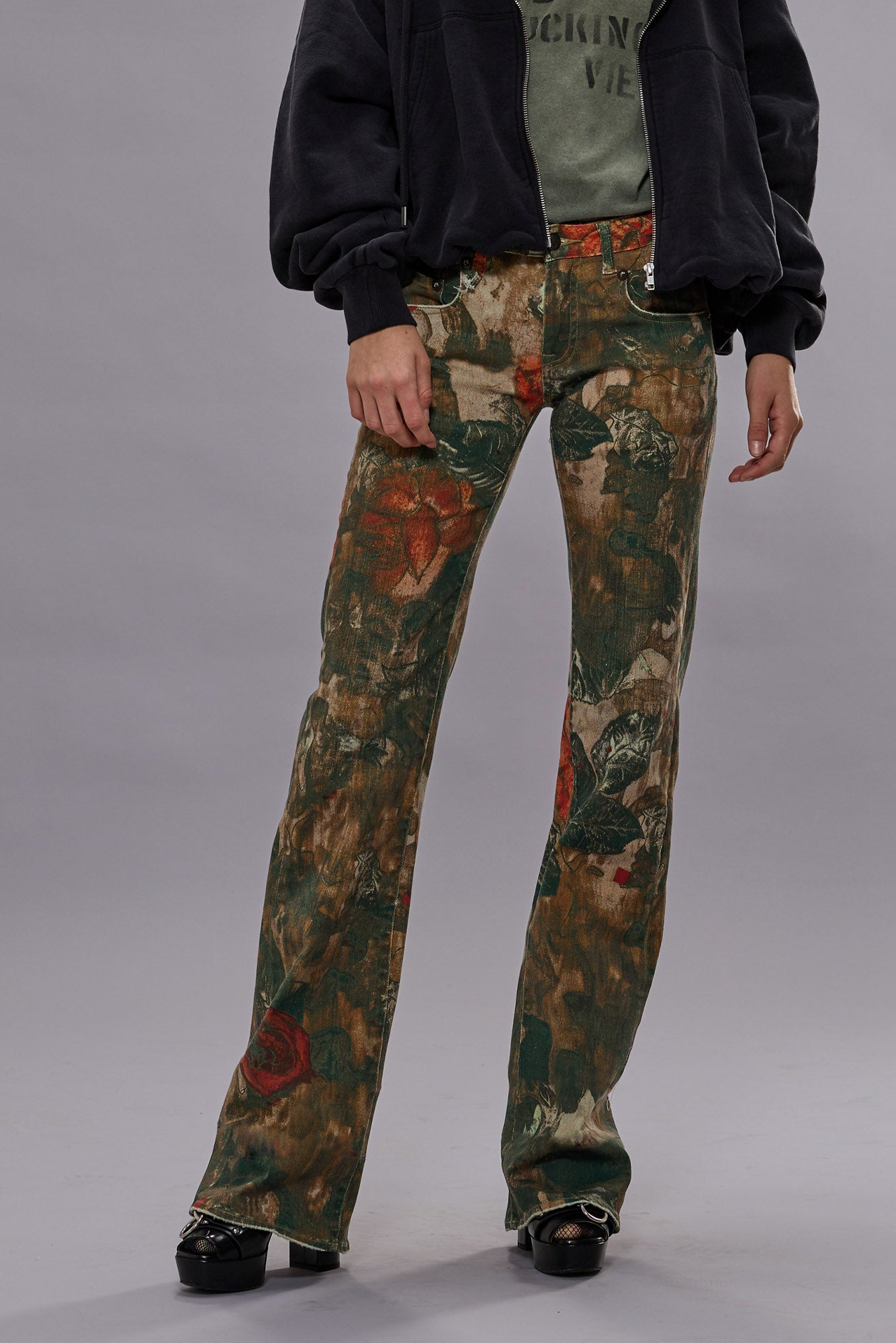 BOY FLARE - PRINTED CAMO ROSE | R13 US