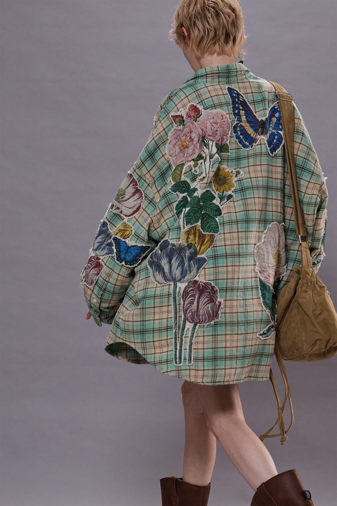 DROP NECK SHIRT - LIGHT GREEN PLAID W/ APPLIQUE | R13 sale