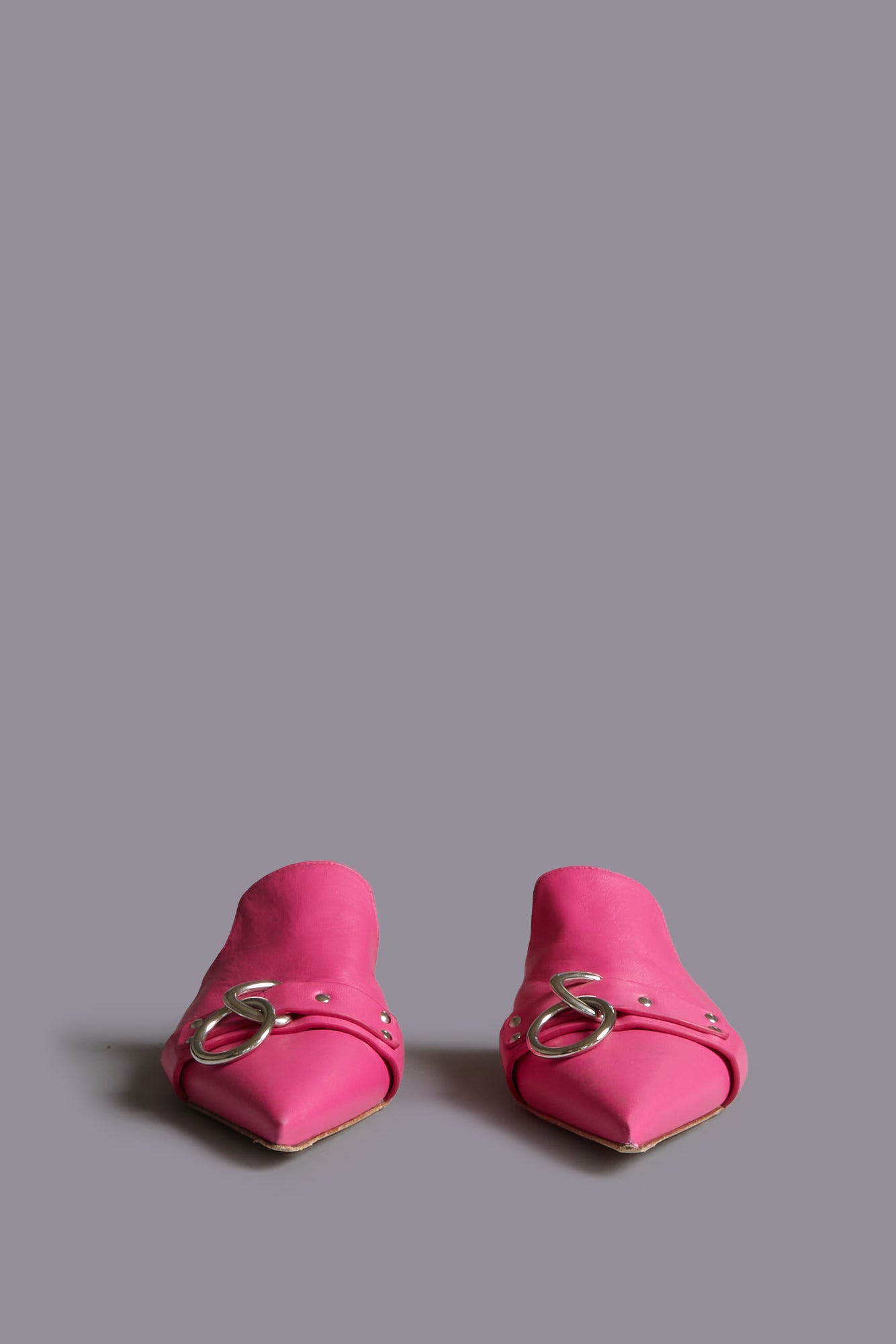 POINTED TOE SLIDE W/RING - BRIGHT PINK | R13 near me